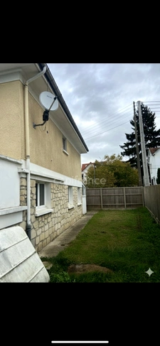 🏨 Charmante maison familiale à Soisy-sous-Montmorency – 4 pièces, 3 chambres – 380000 €