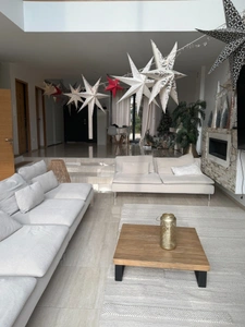 Exceptional 11-room house with swimming pool for sale in GROSLAY (95)