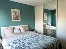 You're sure to fall in love with this bright, renovated 4-room apartment with balconies and private parking in EAUBONNE (95)