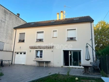 Maison familiale récente 155 m2 - terrain 1200 m2 - forte potentiel.