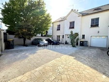 Maison familiale récente 155 m2 - terrain 1200 m2 - forte potentiel.