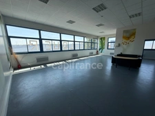 MURS COMMERCIAUX D’EXCEPTION – 310 m² MODULABLES – EMPLACEMENT PREMIUM À ORGEVAL (78)