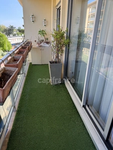 You're sure to fall in love with this bright, renovated 4-room apartment with balconies and private parking in EAUBONNE (95)