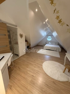 Maison d'exception avec piscine à vendre de 11 pièces GROSLAY (95)