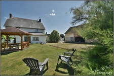 Maison de village entièrement rénovée – 7 pièces à Pruniers (36)