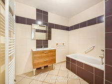 Appartement T3 avec garage et terrasse