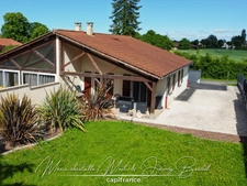 Maison mitoyenne 2 chambres avec jardin et cour