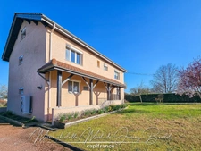 Maison spacieuse de 173 m² avec 2 garages