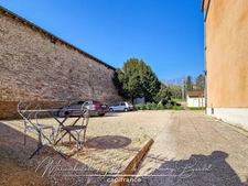 Maison avec jardin – 3 chambres – Cave – Double garage – Grenier aménageable