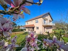Maison spacieuse de 173 m² avec 2 garages