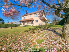 Maison spacieuse de 173 m² avec 2 garages