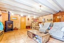 Propriété de 7ha avec deux habitations et nombreuses dépendances