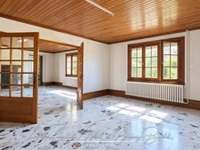 Maison 7 pièces + dépendances