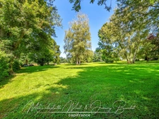 Longère de caractère avec parc arboré