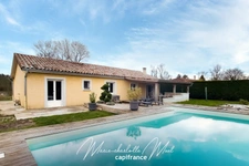 Maison de plain pied 4 chambres avec piscine
