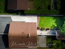 Maison mitoyenne 2 chambres avec jardin et cour