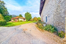 Propriété de 7ha avec deux habitations et nombreuses dépendances