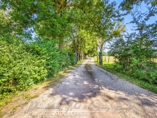 Longère de caractère avec parc arboré