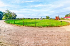 Propriété de 7ha avec deux habitations et nombreuses dépendances