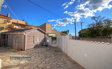 Single-storey house with 4 rooms for sale in PORT DE BOUC (13)