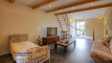 Propriete à vendre 9 pièces MAILLANE (13)