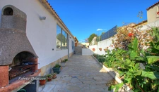 Single-storey house with 4 rooms for sale in PORT DE BOUC (13)