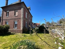 MAISON DE CHARME à vendre 8 pièces  CENTRE AUFFAY (76)