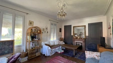 MAISON DE CHARME à vendre 8 pièces  CENTRE AUFFAY (76)