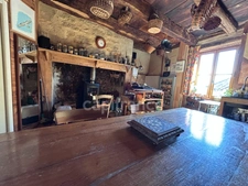 Maison à vendre 3 pièces HAUTEFORT (24)