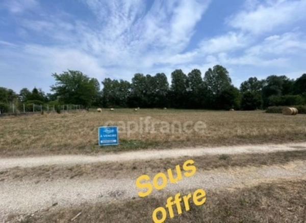 Terrain à vendre  COULAURES (24) 8637m²
