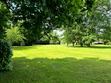 Maison de maitre à vendre 13 pièces LANOUAILLE (24) 2.6 hectares 