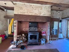 Maison à vendre 3 pièces HAUTEFORT (24)