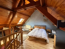 Dpt Dordogne (24), à vendre COULAURES maison P11 de 390 m² - Terrain de 4 828,00 m² - Plain pied