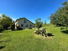 Dpt Dordogne (24), à vendre SAINT SULPICE D'EXCIDEUIL maison P7 de 182,21 m² - Terrain de plus de 2 hectares - Plain pied