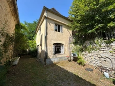 Maison à vendre 17 pièces SAINT CYPRIEN (24) environ 7446m² de terrain
