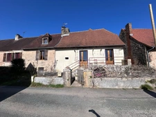 Maison à vendre 3 pièces HAUTEFORT (24)