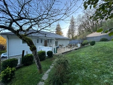 Maison à vendre 11 pièces 8 chambres SAVIGNAC LES EGLISES (24) proche école de Savignac, 1239m² de terrain
