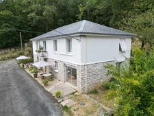 Maison à vendre 11 pièces 8 chambres SAVIGNAC LES EGLISES (24) proche école de Savignac, 1239m² de terrain