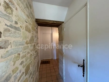 Maison de bourg à vendre 4 pièces env 211m² EXCIDEUIL (24)patio et jardin