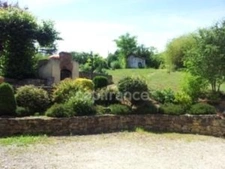 Maison à vendre 17 pièces SAINT CYPRIEN (24) environ 7446m² de terrain