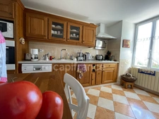 Dpt Dordogne (24), à vendre  maison P8 de 292,68 m² - Terrain de 1 777,00 m² 
