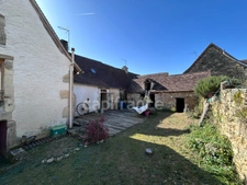Maison à vendre 3 pièces HAUTEFORT (24)