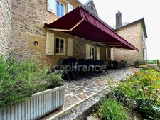 Maison de maitre à vendre 13 pièces LANOUAILLE (24) 2.6 hectares 