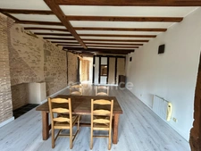 Maison de bourg à vendre 4 pièces env 211m² EXCIDEUIL (24)patio et jardin