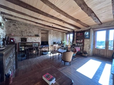 Maison à vendre 3 pièces HAUTEFORT (24)