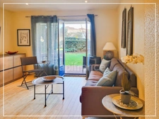 Appartement 2 pièces en rez-de-jardin dans une résidence avec piscine 
