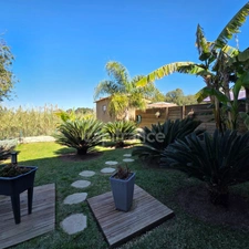 BASTELICACCIA (Southern Corsica) near AJACCIO: 360m2 villa with swimming pool and landscaped garden