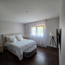 BASTELICACCIA (Southern Corsica) near AJACCIO: 360m2 villa with swimming pool and landscaped garden