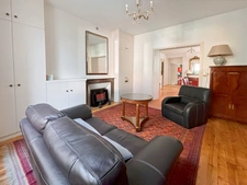 Superbe Appartement Haussmannien Rénové en Plein Cœur de Tarbes