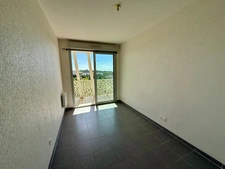 MONTPELLIER HÔPITAUX-FACULTÉS – T4 AVEC TERRASSE DE 27 M², GARAGE ET PARKING